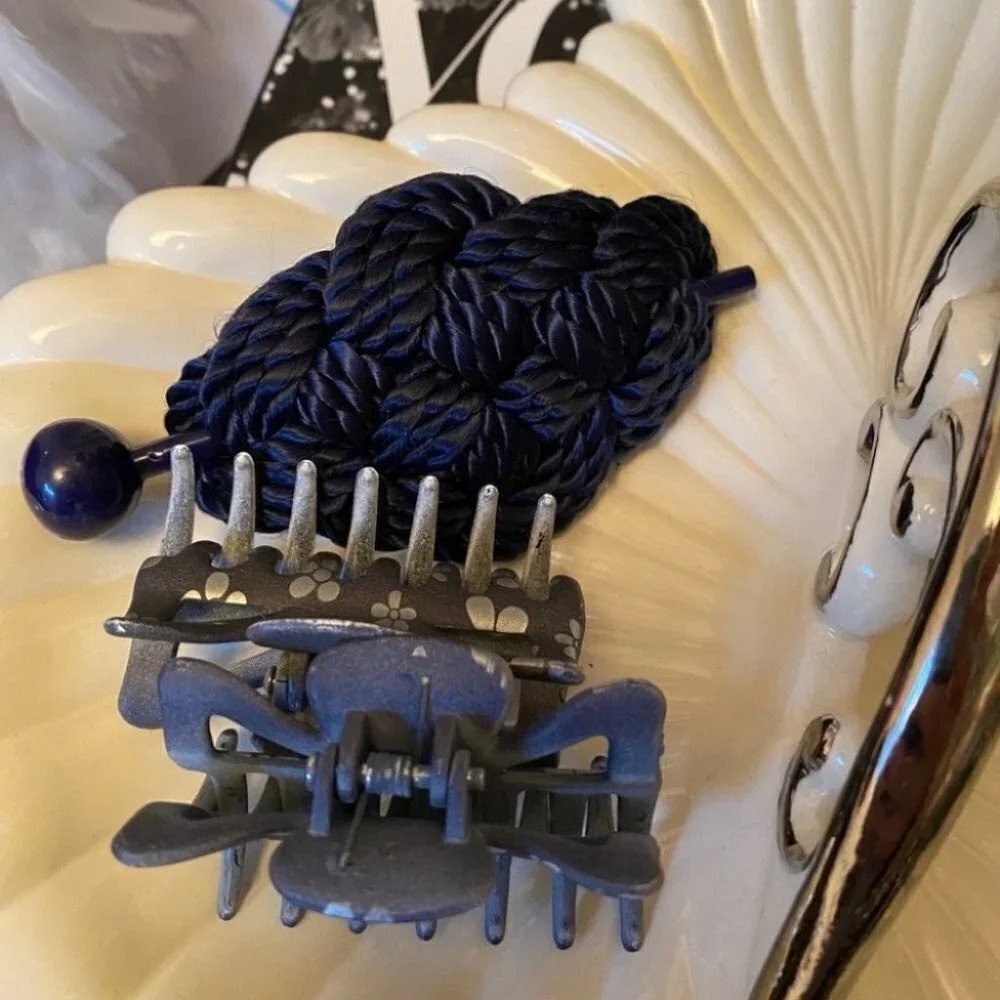 Vintage - Y2K Hair and Butterfly  Claw Clips